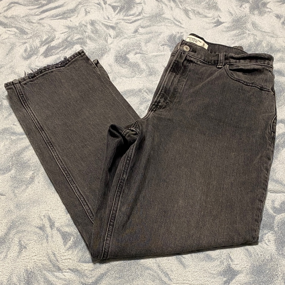 Abercrombie & Fitch Womens straight leg jeans.